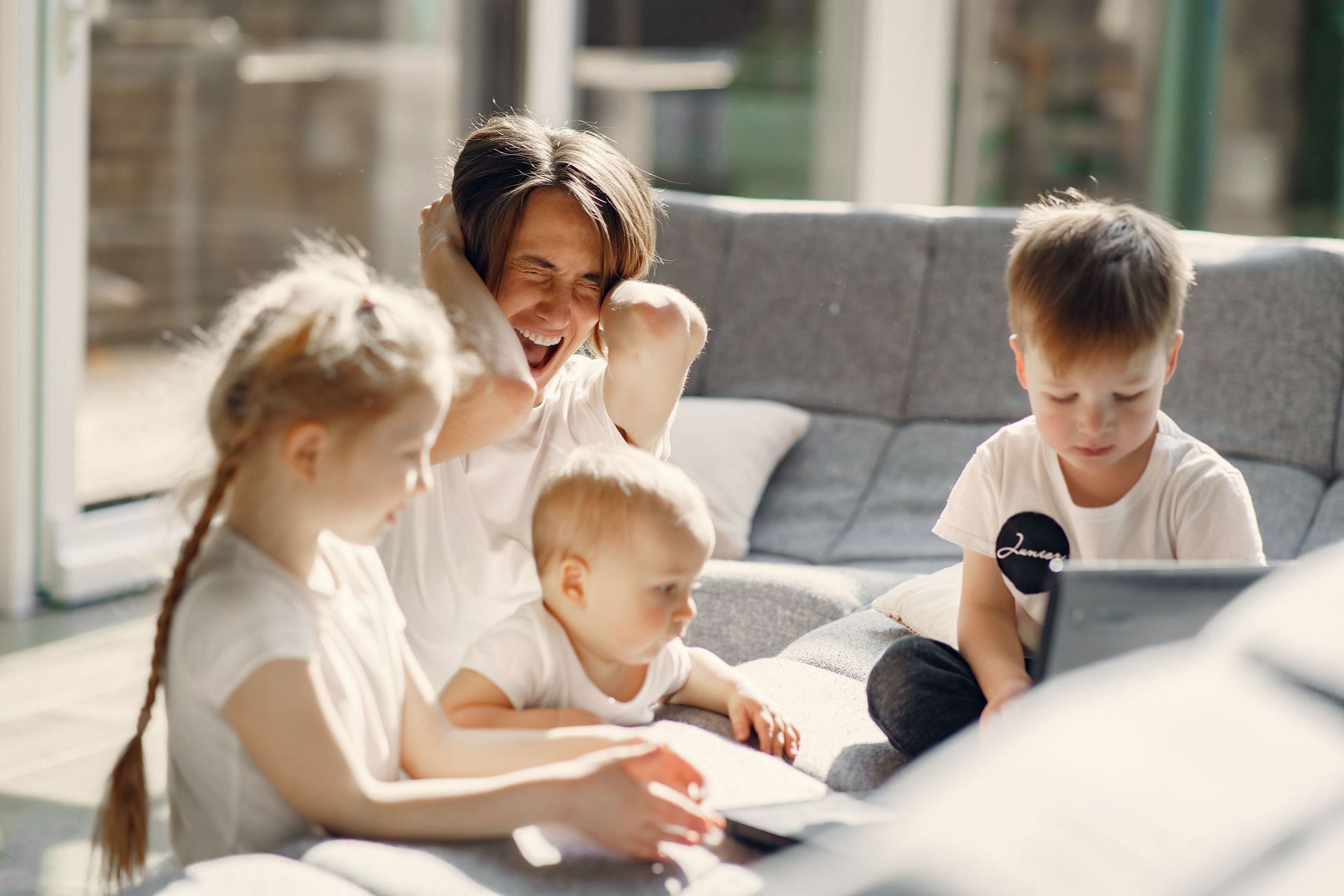 We develop our own ways of managing children, but shouting at children can have long-term consequences. (Image via Pexels/ Gustavo)