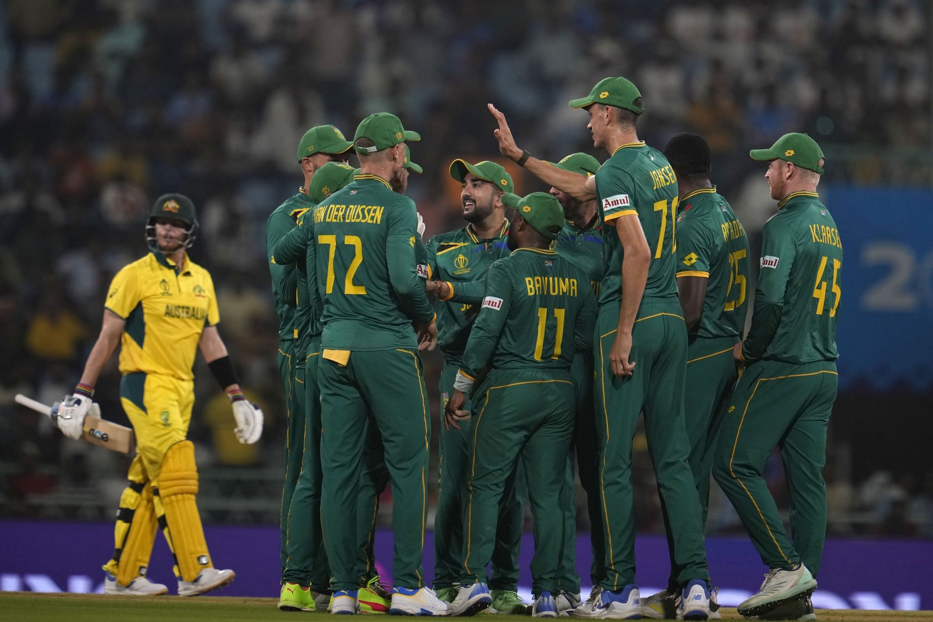 South Africa celebrate Steve Smith&#039;s dismissal. (Credits: Getty)
