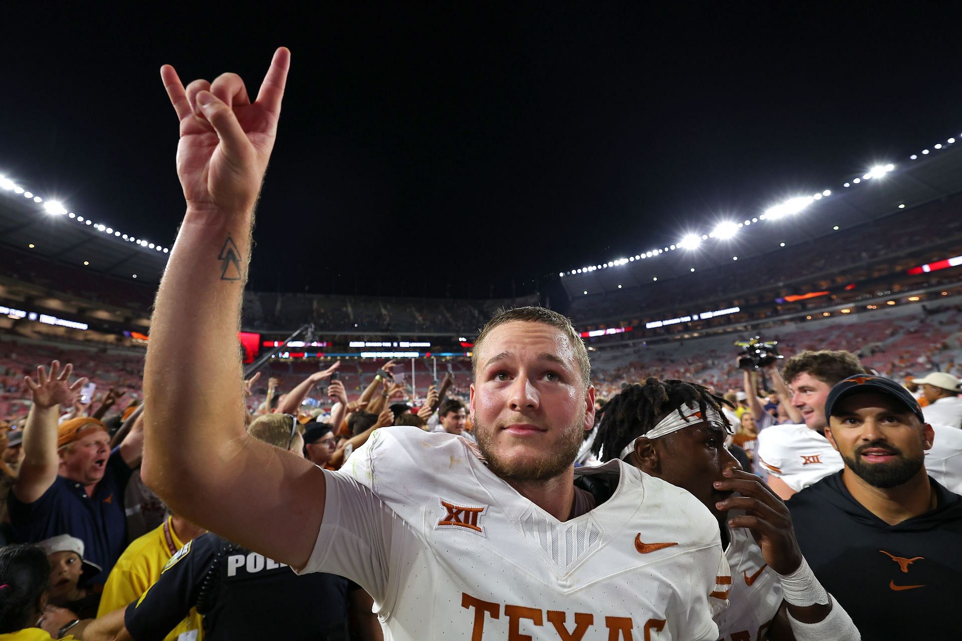 Is Quinn Ewers A Senior? Texas QB's College And NFL Draft Eligibility ...