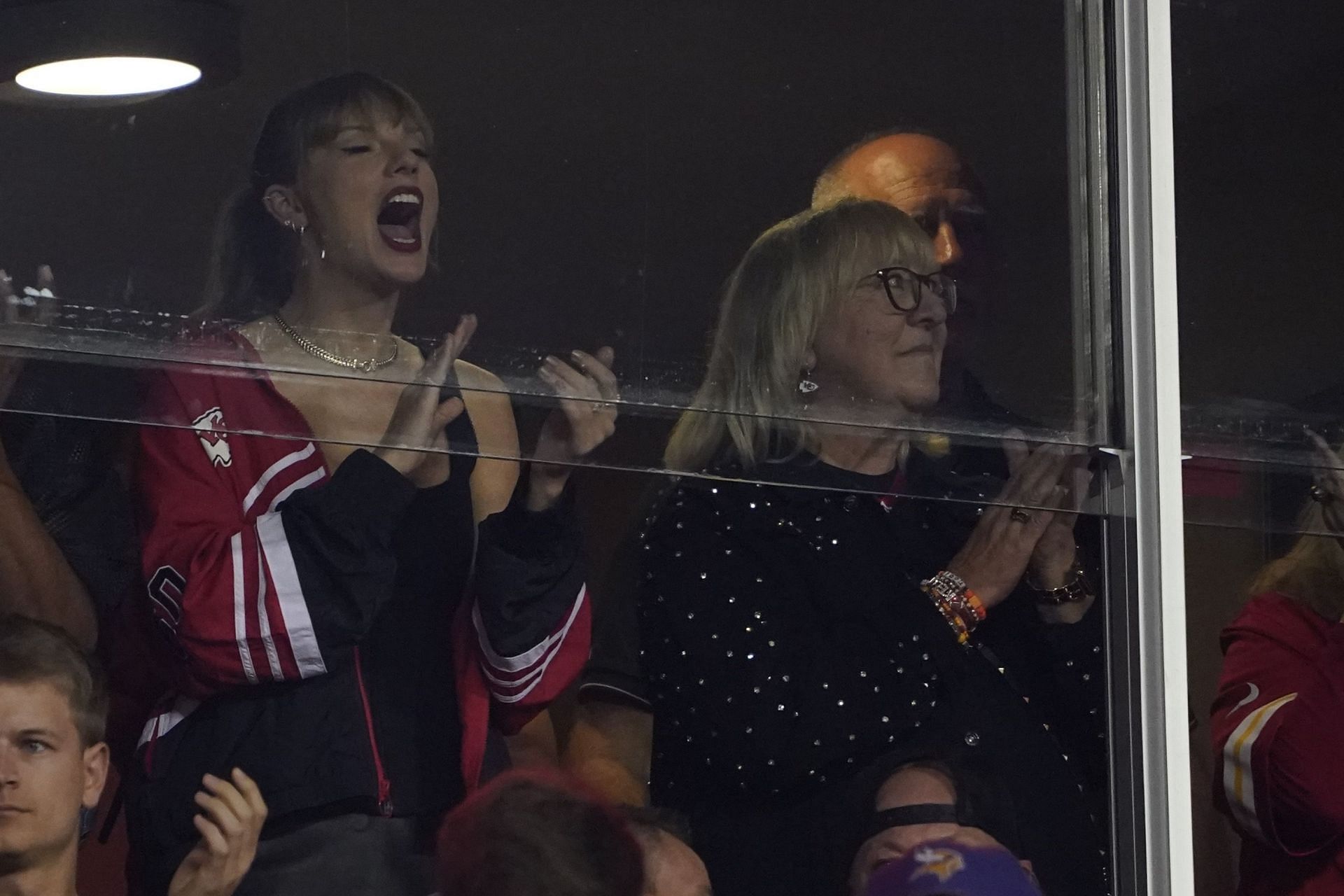 Taylor Swift and Travis Kelce&#039;s mom