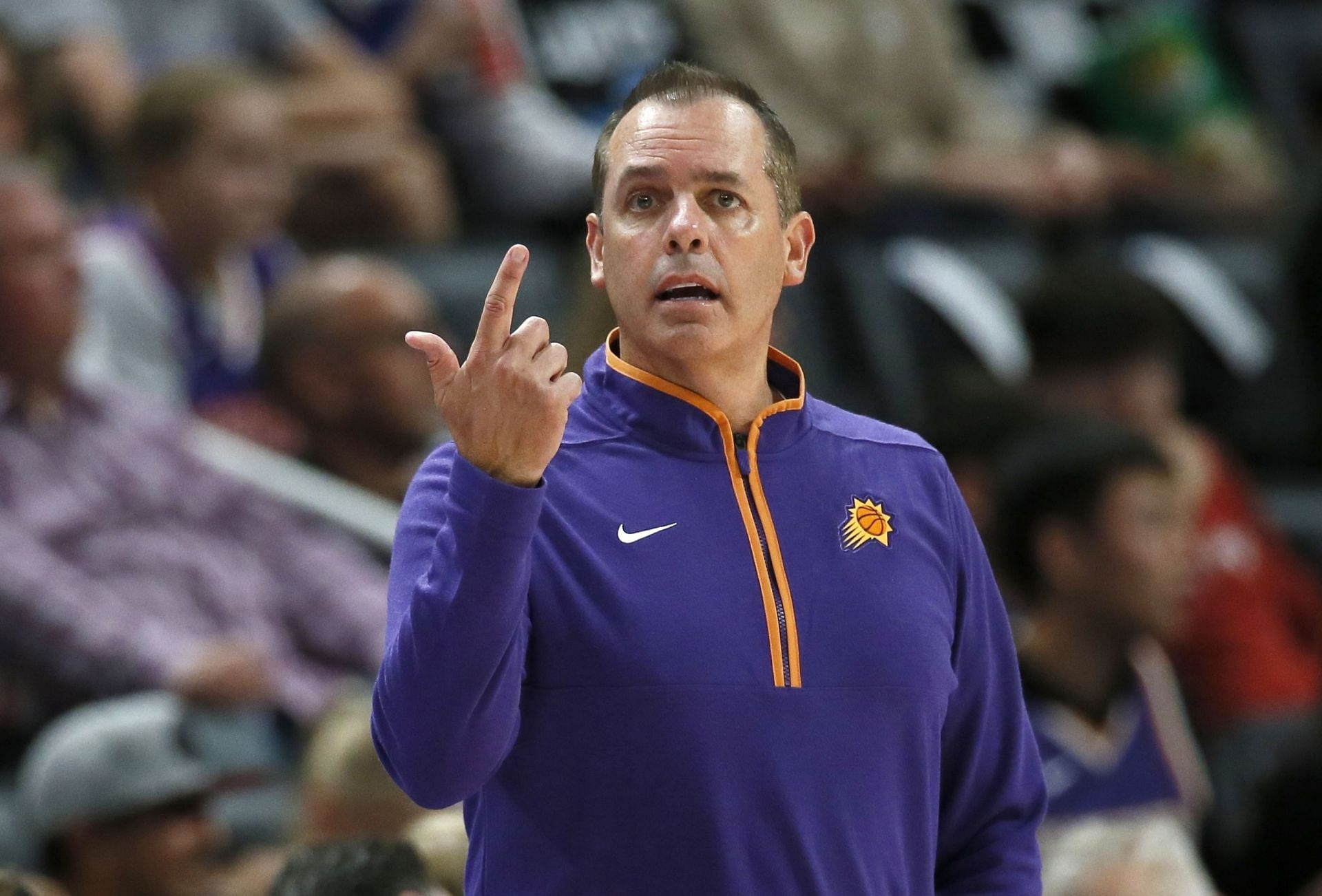 Phoenix Suns coach Frank Vogel