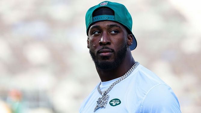 Breece Hall gets brutally trolled by PS5 user over Jets RB's on-field performance