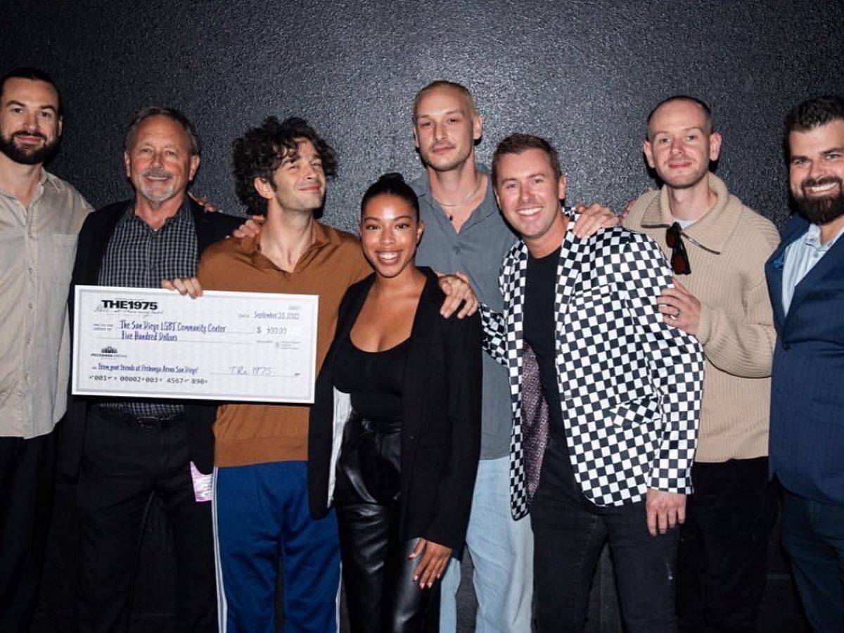 The band with the cheque of $500 which received the backlash (image via X)