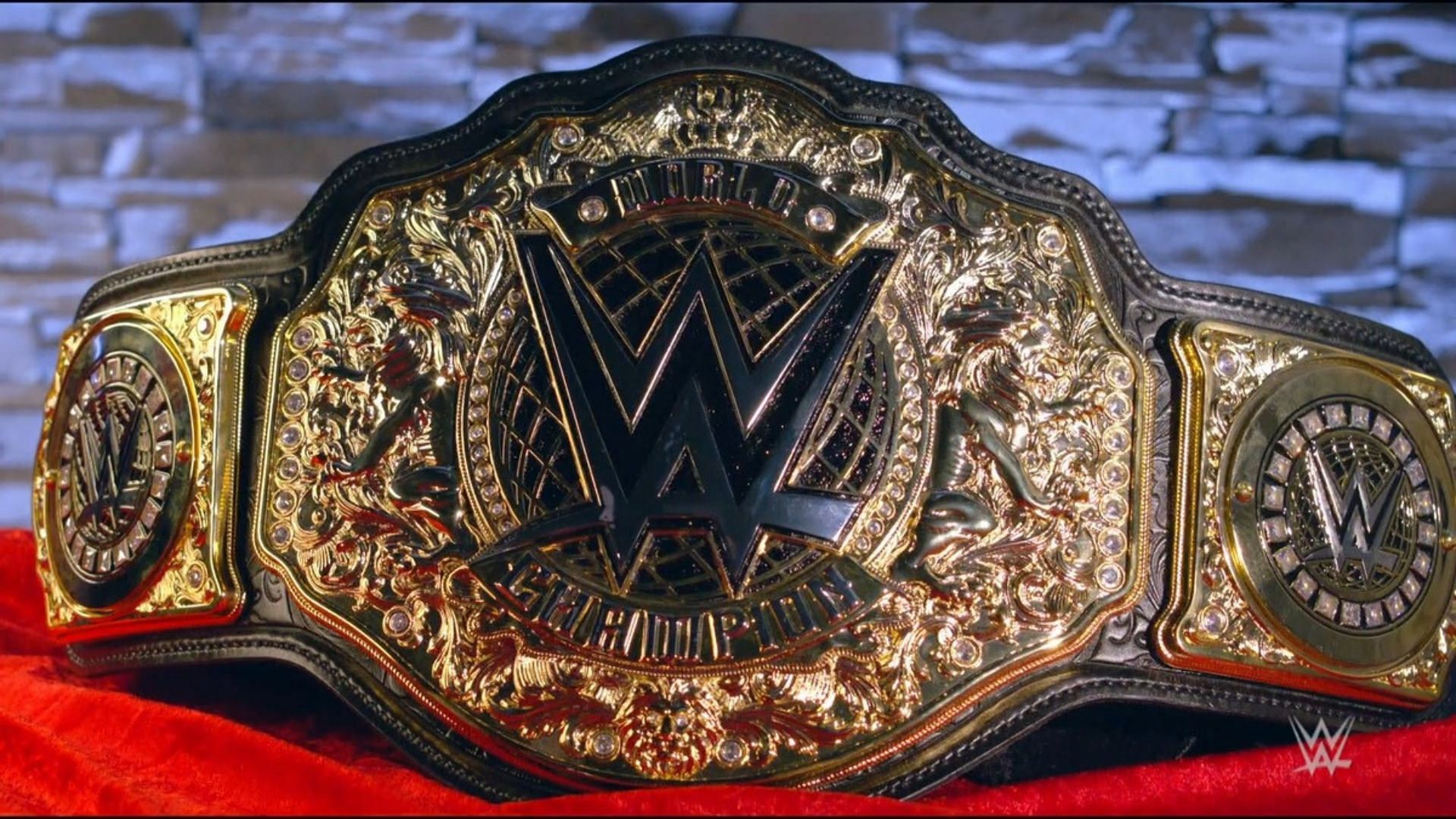 WWE World Heavyweight Championship Belt 