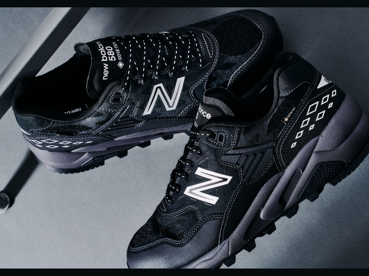 All black clearance new balance 580