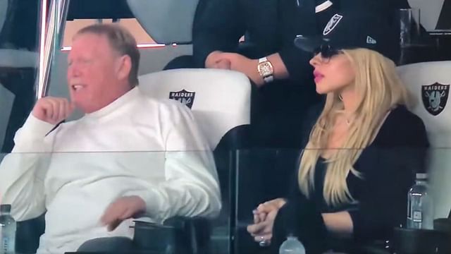 WATCH: Raiders owner Mark Davis seen cursing on MNF vs Packers