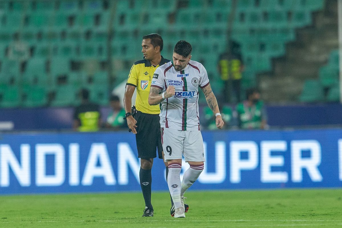 Petratos opened the scoring (Image courtesy: ISL Media)