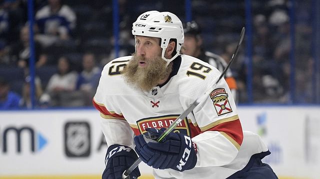 Thornton Retires Hockey