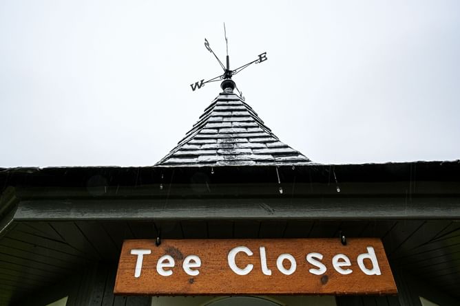 Alfred Dunhill Links Championship 2023: Rain causes delay
