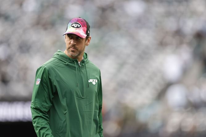 Skip Bayless calls out Aaron Rodgers' attention-seeking habits after Jets QB raises eyebrows with pre-game throws in Week 6
