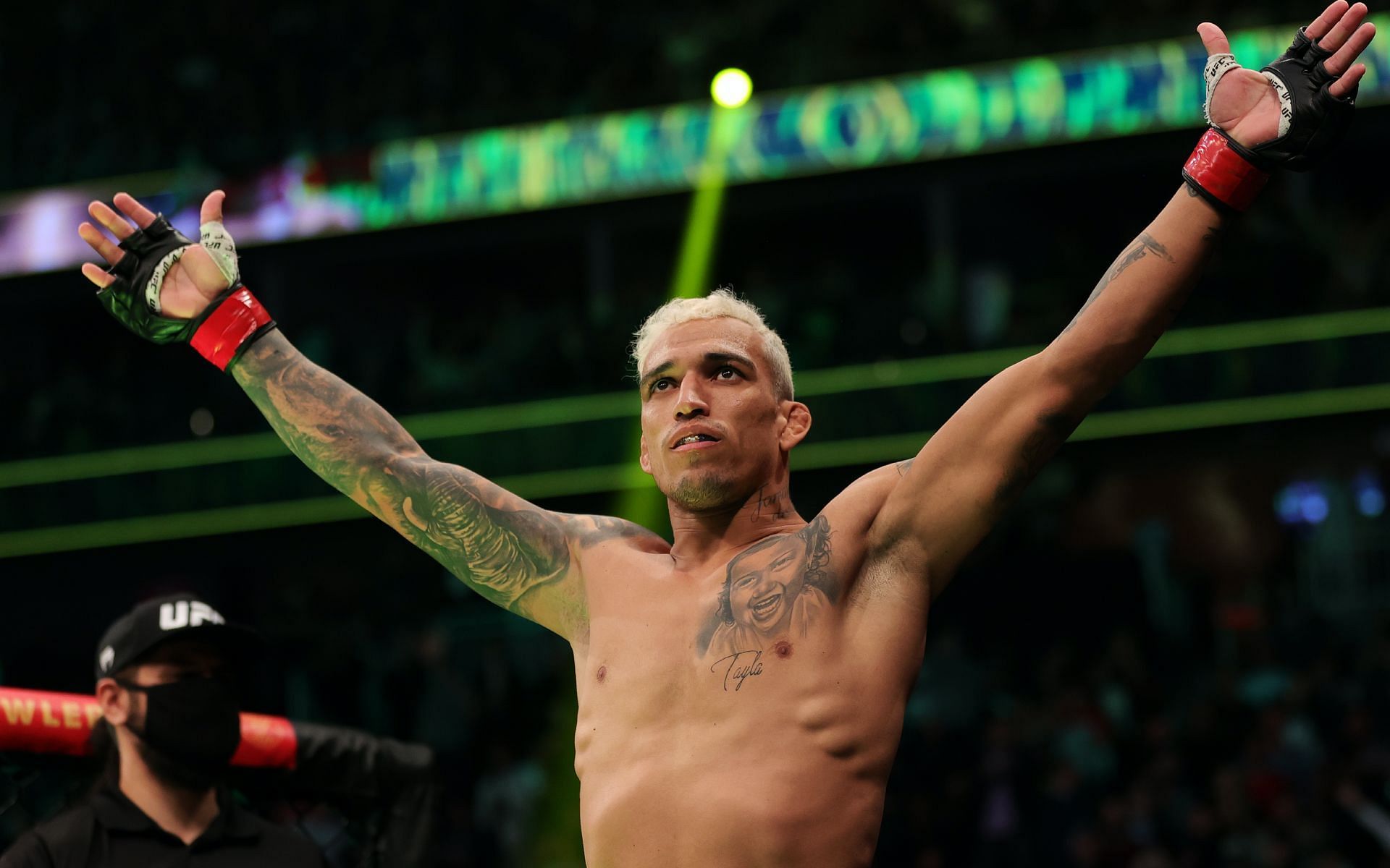 Charles Oliveira [Image credits: Getty Images] 