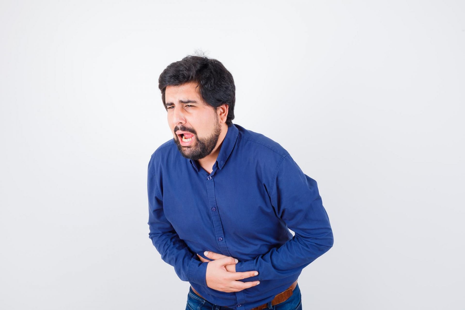 Anal fissures can cause pain during after bowel movements. (Image via Freepik/8photo)
