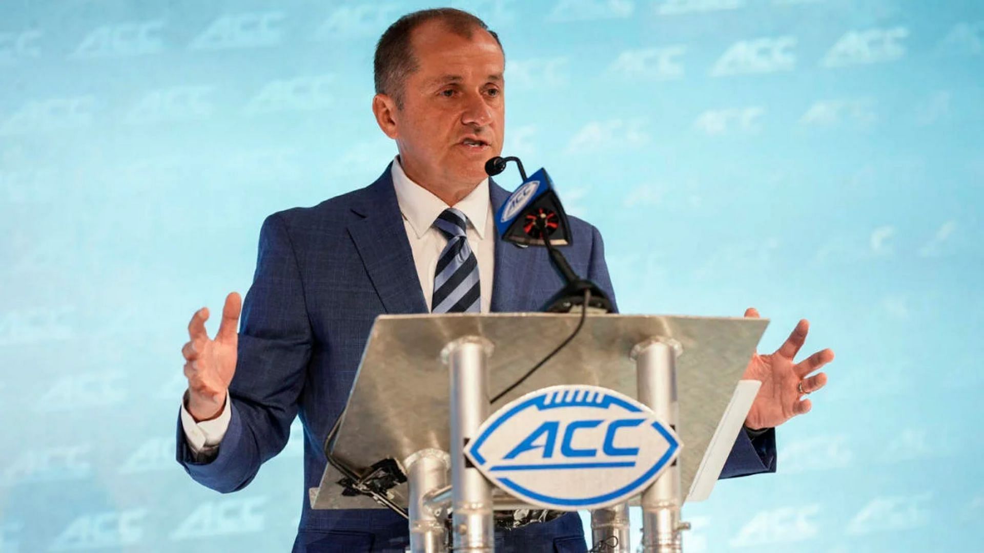 With the Big 12 expansion rumores, ACC Comissioner Jim Phillips has to look towards expansion himself. 