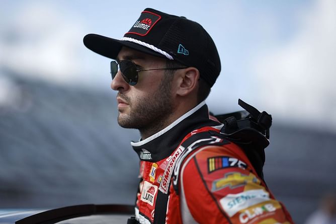 “Just thought that was the coolest thing ever”: Chase Elliott shares being star-struck after meeting 2023 Daytona top-10 finisher