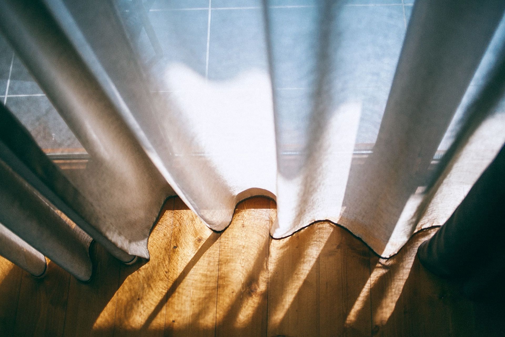 A shower is the best way to start your day. (Image via Unsplash/Maria Orlova)