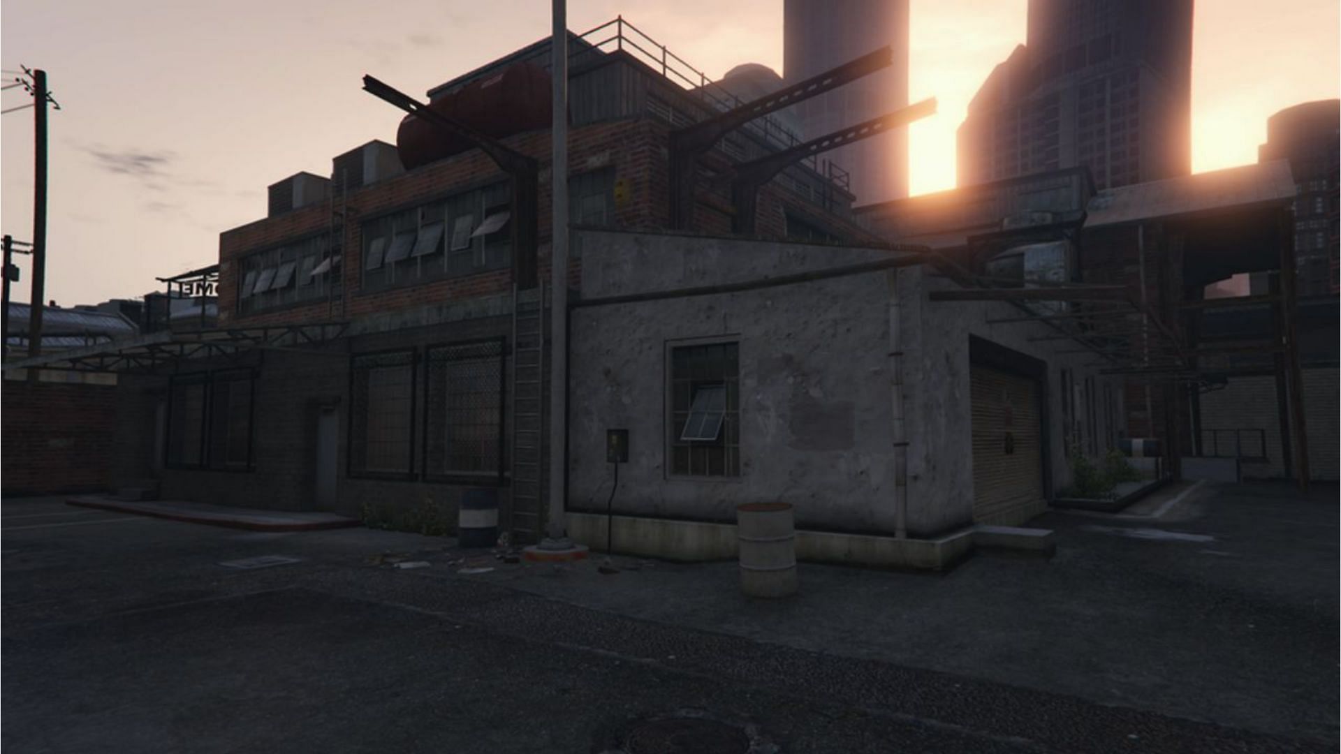 The Railyard Warehouse from outside. (Image via GTA Wiki)