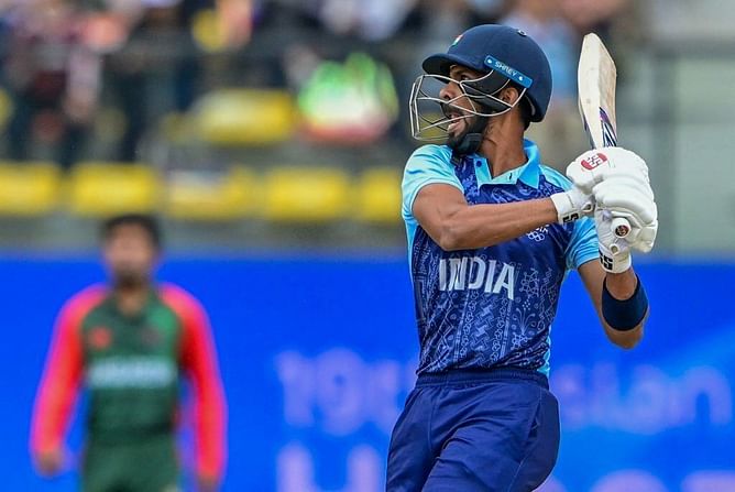 Asian Games : तिलक वर्मा और ऋतुराज गायकवाड़ की तूफानी पारियां, भारत ने बांग्लादेश को हराकर बनाई फाइनल में जगह