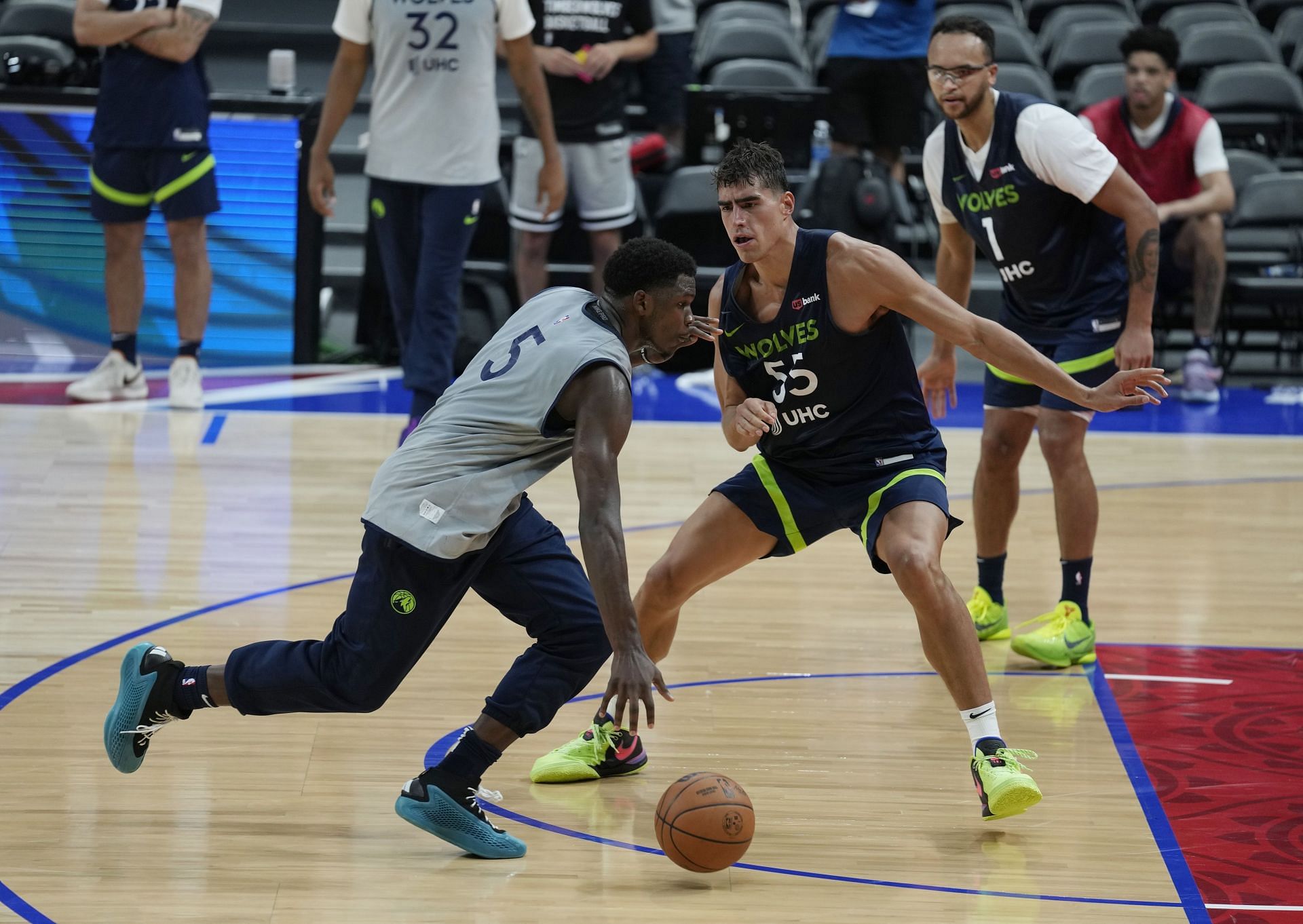 Anthony Edwards practicing in Abu Dhabi on Wednesday