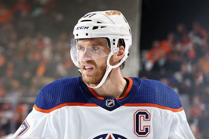 Connor McDavid injury: Jay Woodcroft comments on apparent injury to Oilers captain