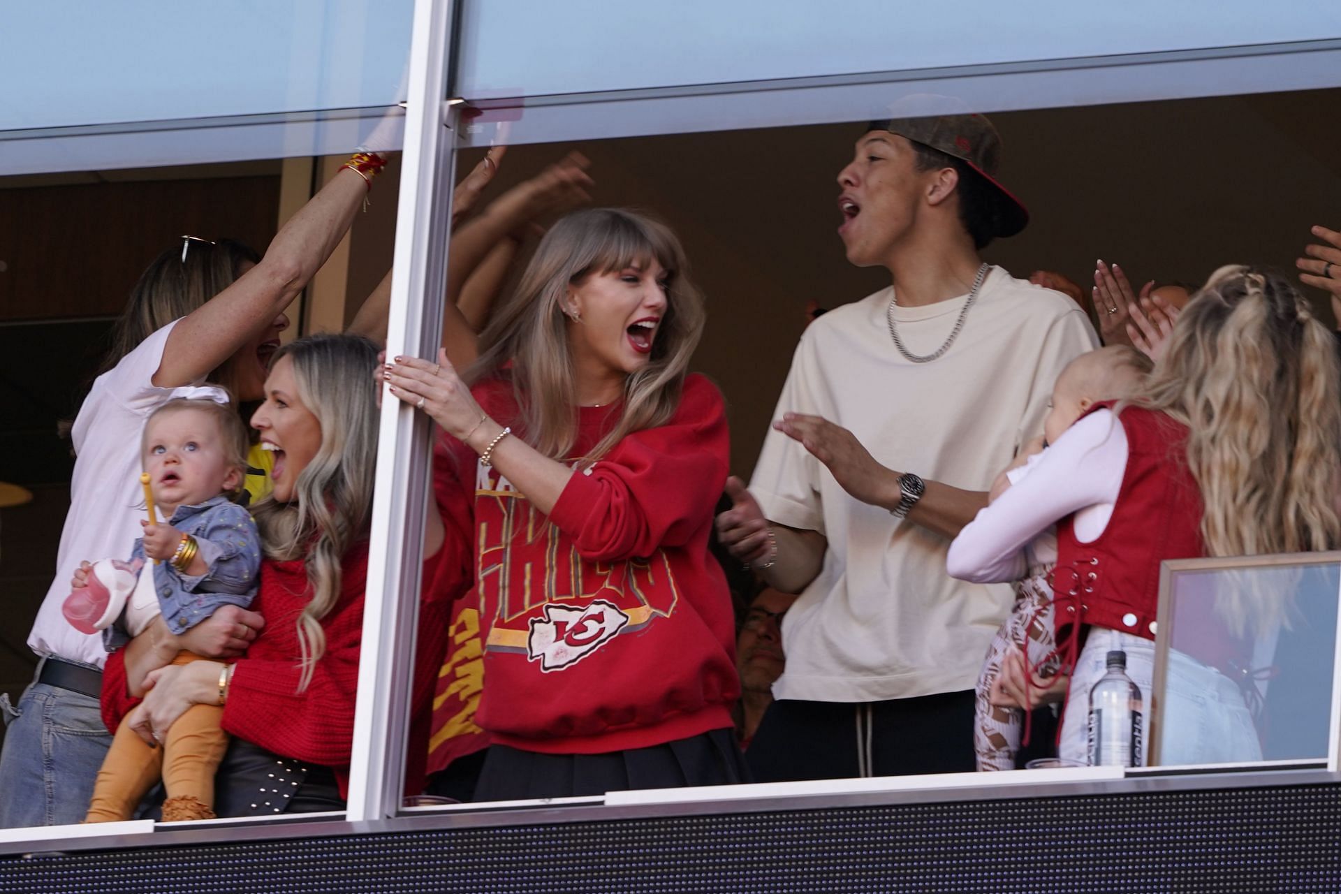 Jackson Mahomes and Taylor Swift