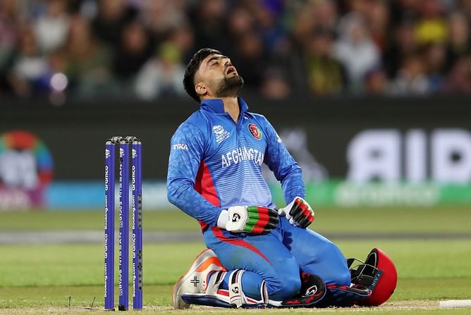 अगर आपने ये गलती ना की होती...वर्ल्ड कप से पहले राशिद खान ने अफगानिस्तान के दिग्गज पर साधा निशाना