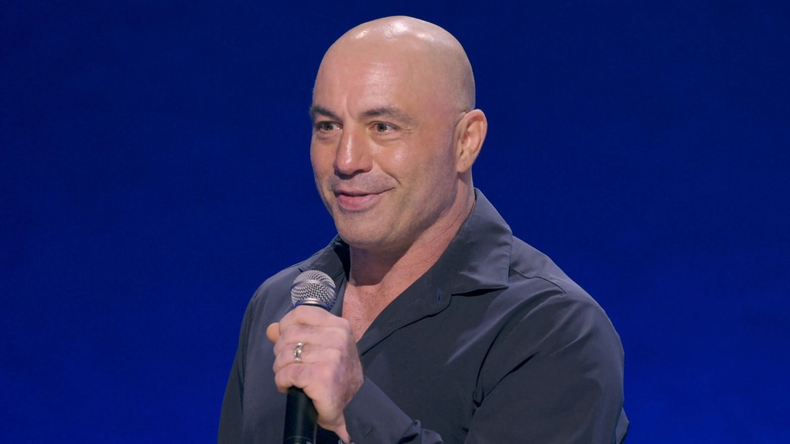 Joe Rogan (Image via Netflix)