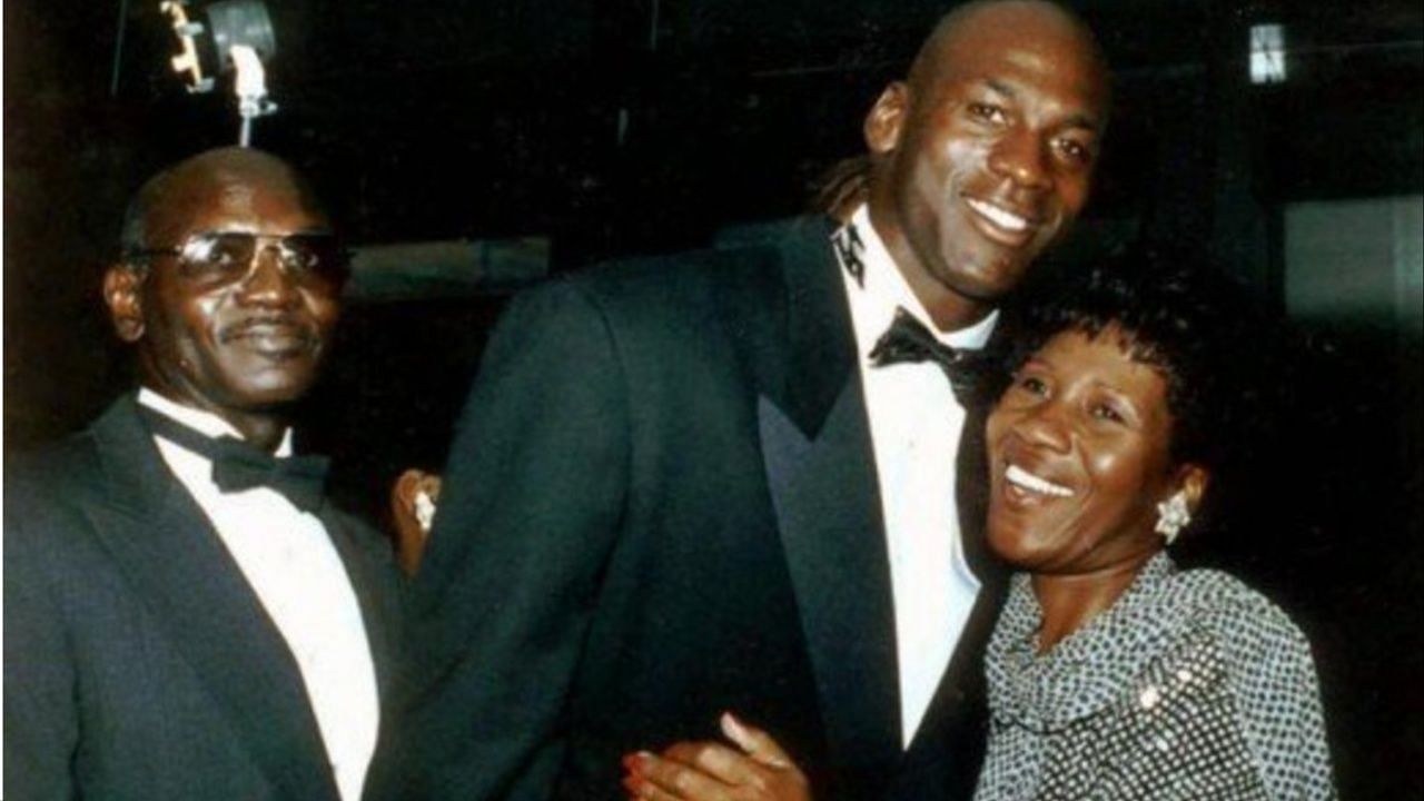 Michael Jordan (C), father James R. Jordan (L), and mother Deloris Jordan (R)