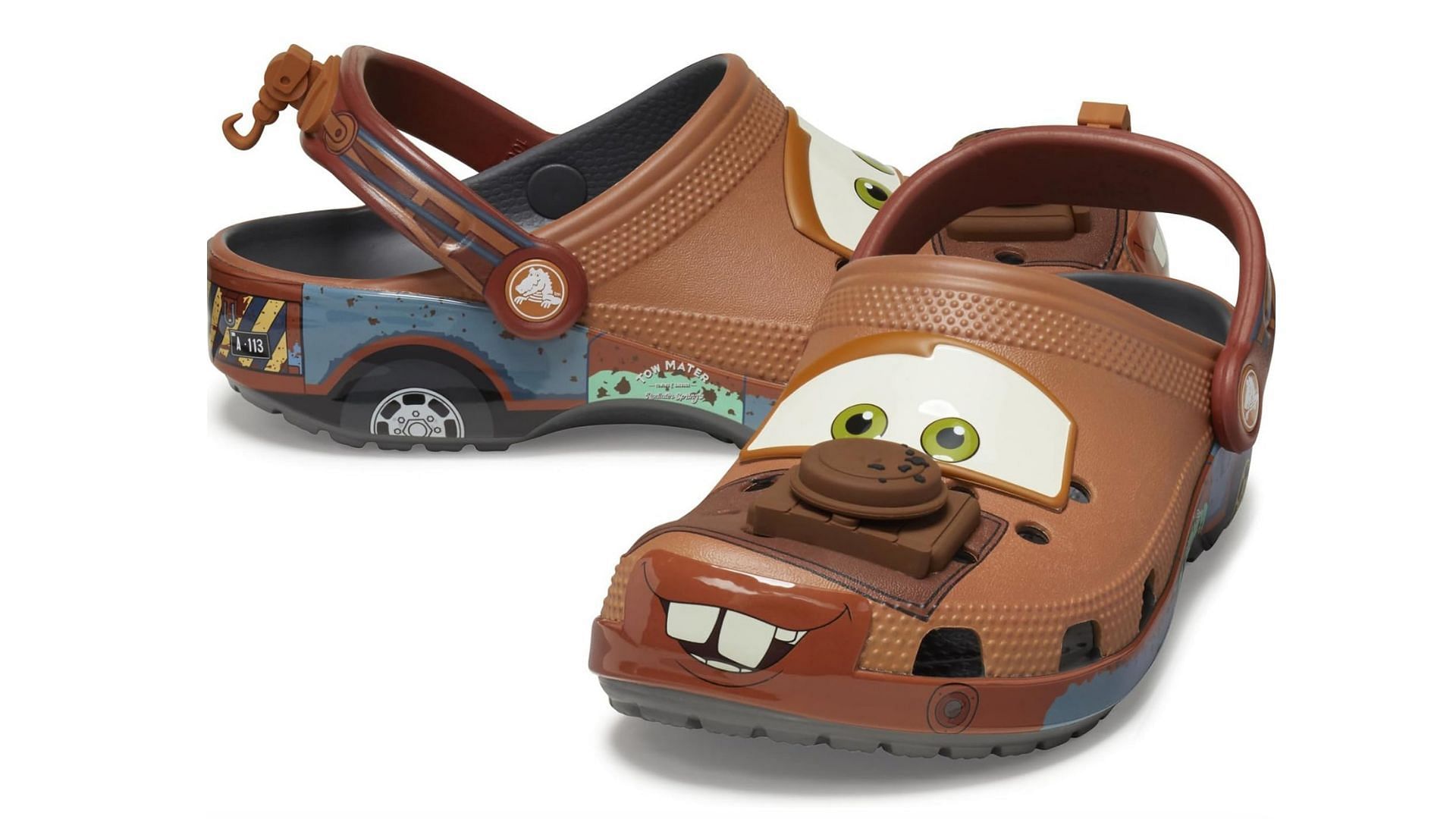 Here&#039;s another look at the foam clogs (Image via Crocs.com)