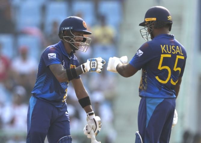 "The Nos. 3 and 4 start thinking that it's a batting pitch when their openers are hitting fours and sixes" - Mohammad Kaif on Sri Lanka's collapse