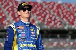 “We’re ready for the next stop”: Zane Smith’s tire carrier showcases NASCAR pit crew grit despite being run over
