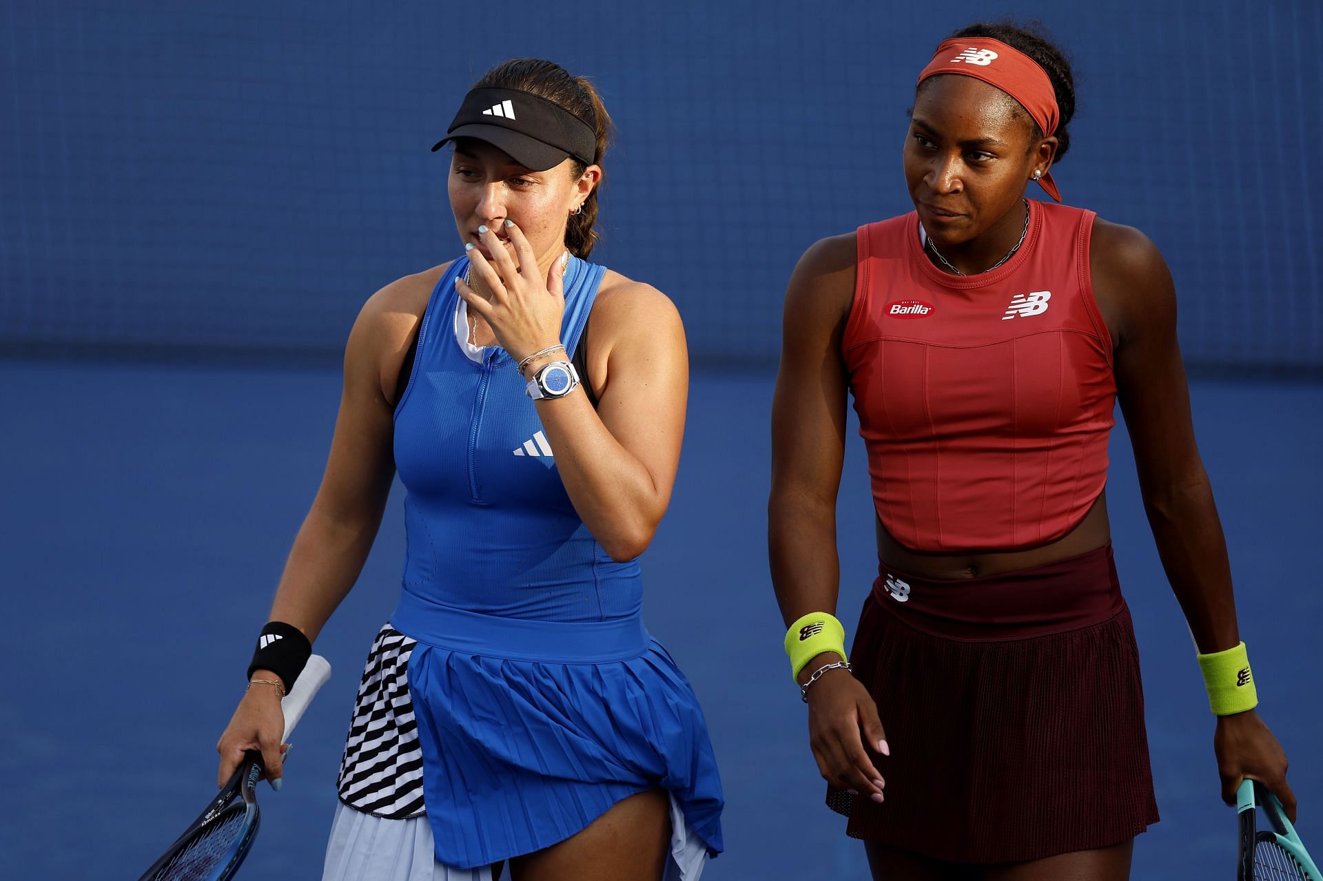 Jessica Pegula (L) and Coco Gauff pictured at the 2023 US Open
