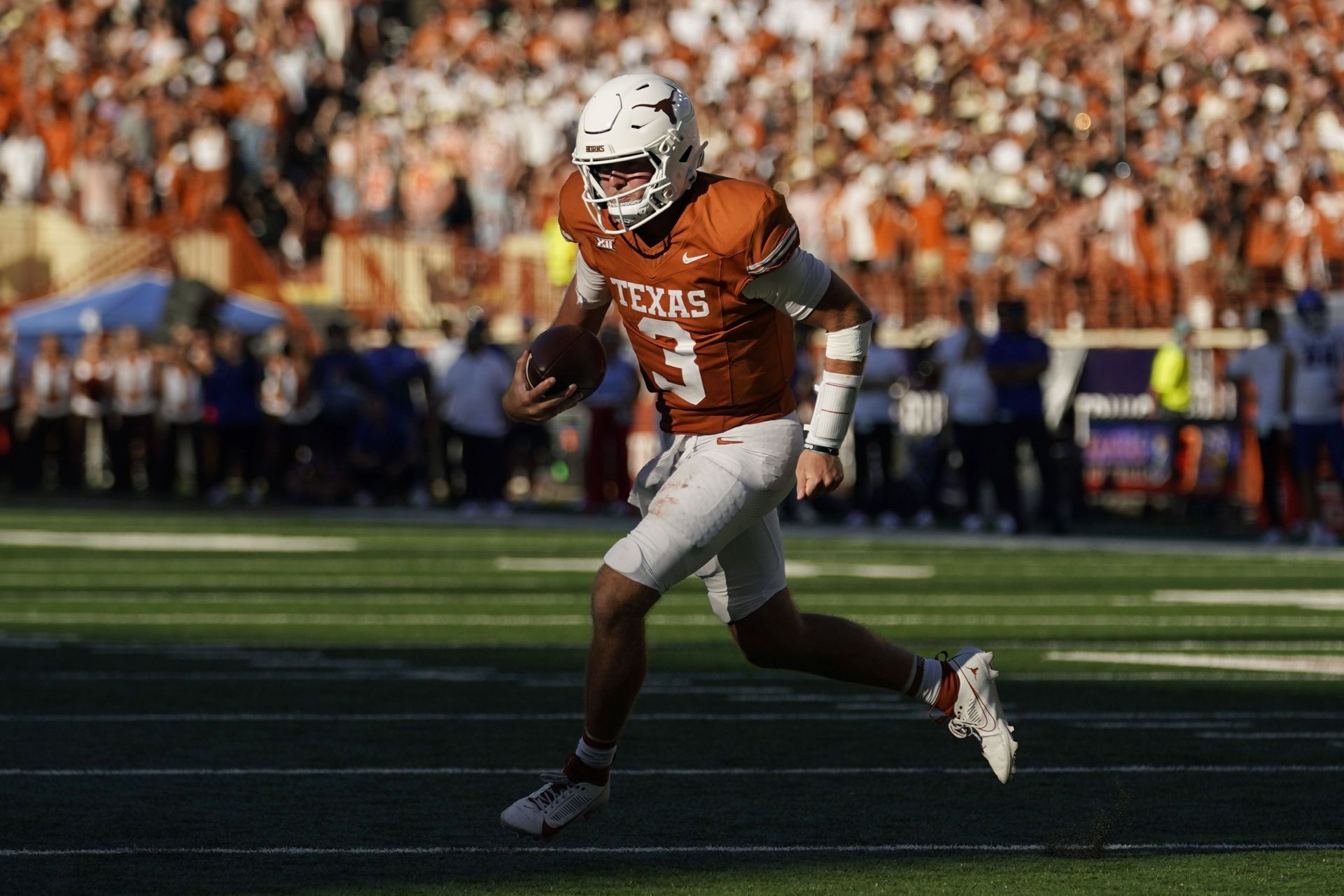 Is Quinn Ewers a sophomore? Longhorns QB’s college and NFL draft