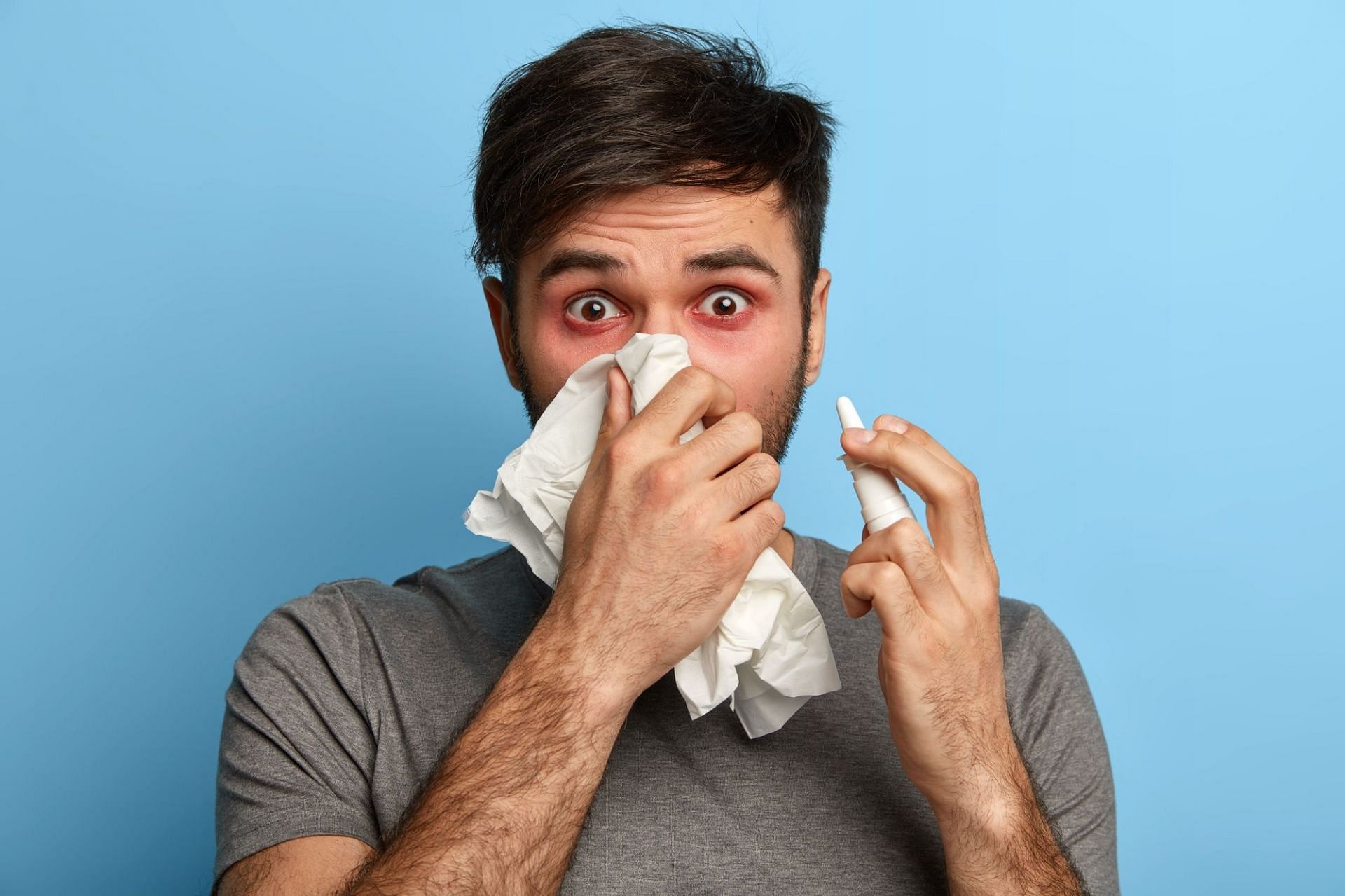There are some stark differences between a sinus infection and common cold (Image via freepik)