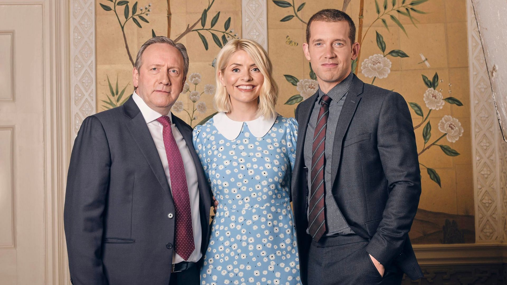 Expect to see a cameo by Holly Willoughby this season (Image via ITV)