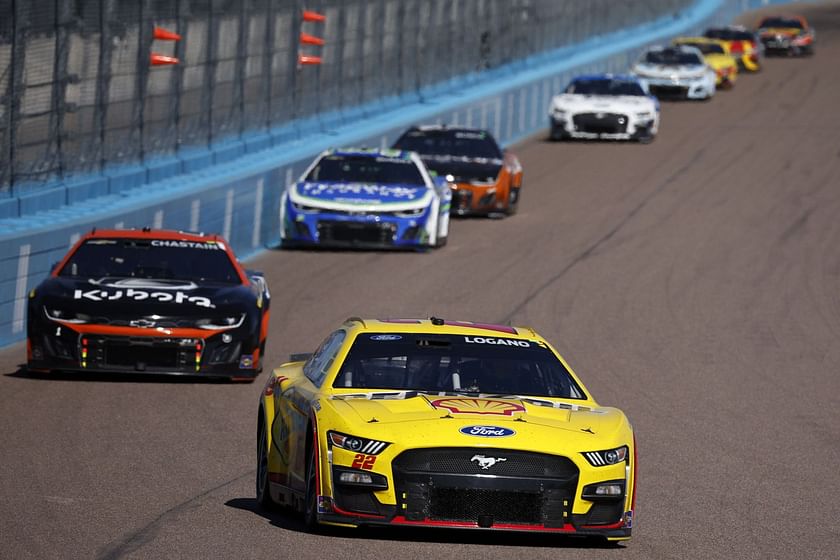 How to Watch NASCAR Online Free: NASCAR Racing Live Streams (2023)