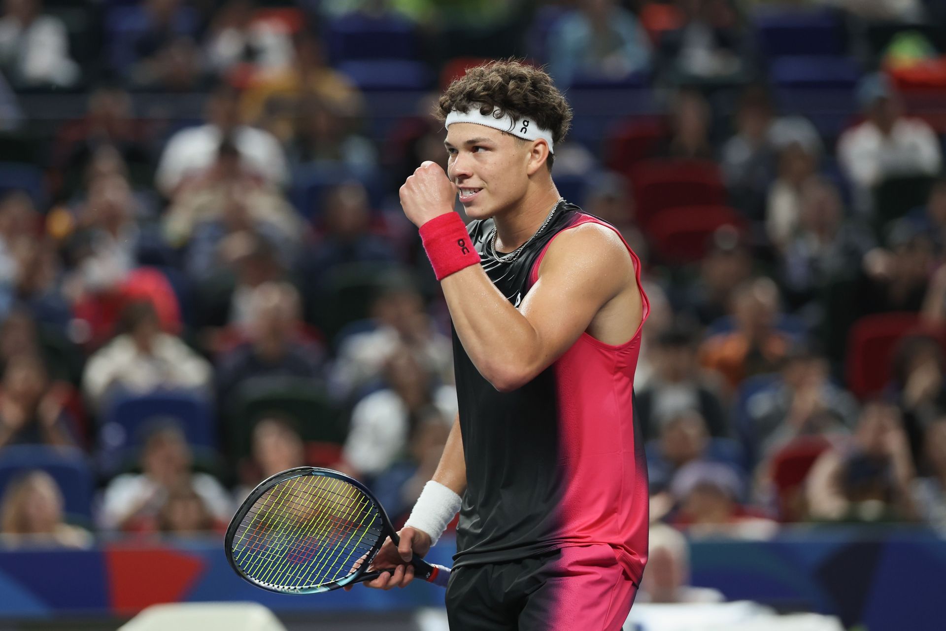 Ben Shelton in action at the 2023 Shanghai Rolex Masters - Day 9