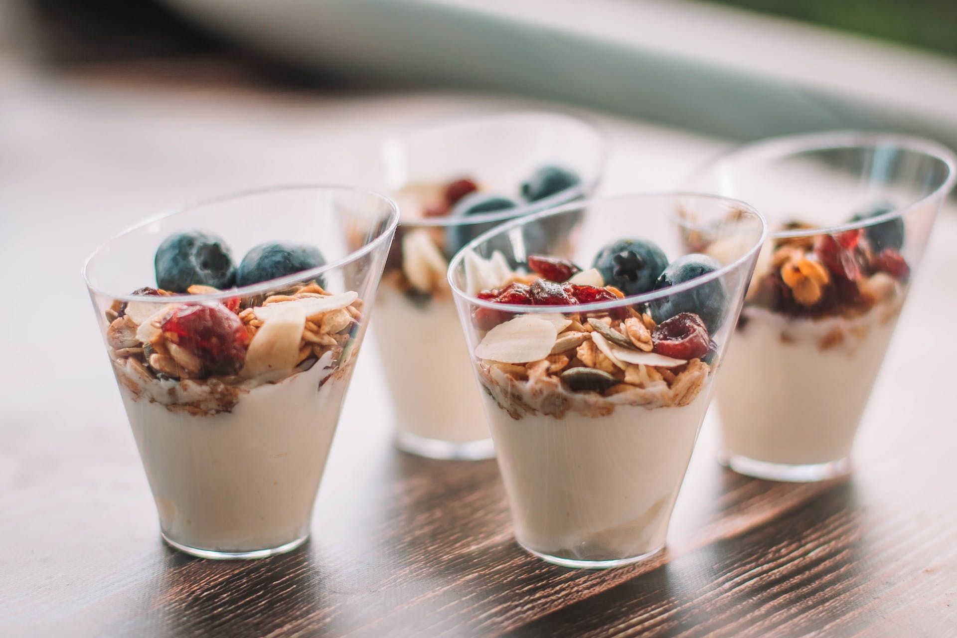 Flavored yogurts are less filling. (Image via Pexels/Valeria Boltneva)