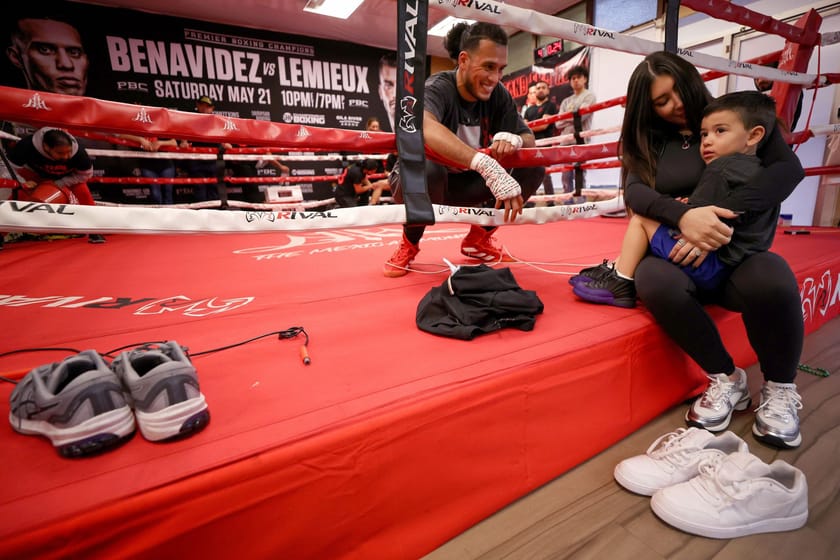 David Benavidez's wife: Who is Karina Silva? Age, occupation, and bio ...