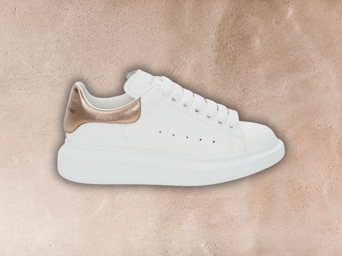 Alexander McQueen Oversized Sneaker Brown back edge &#039;White Rose Gold&#039; (WMNS) (Image via official website)