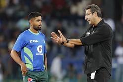 “I want to have the same thing these guys are having” - Wasim Akram takes a dig at Hasan Raza over “different balls for India” claim