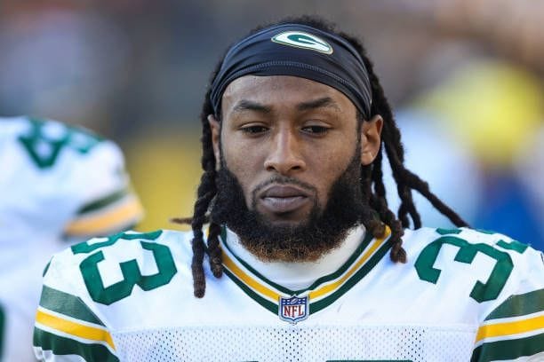 How much is Aaron Jones’ Contract?