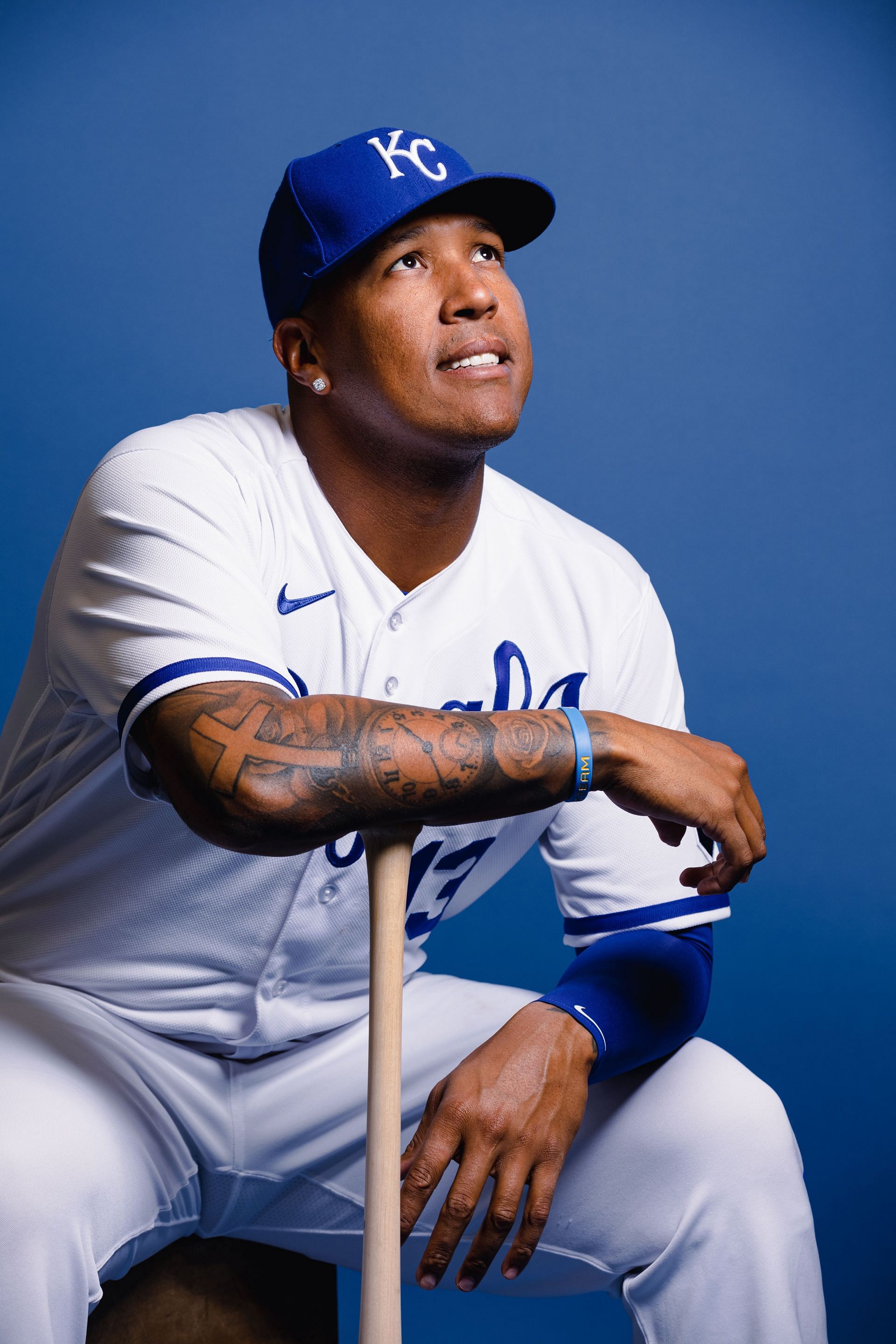 Salvador Perez News, Biography, MLB Records, Stats & Facts