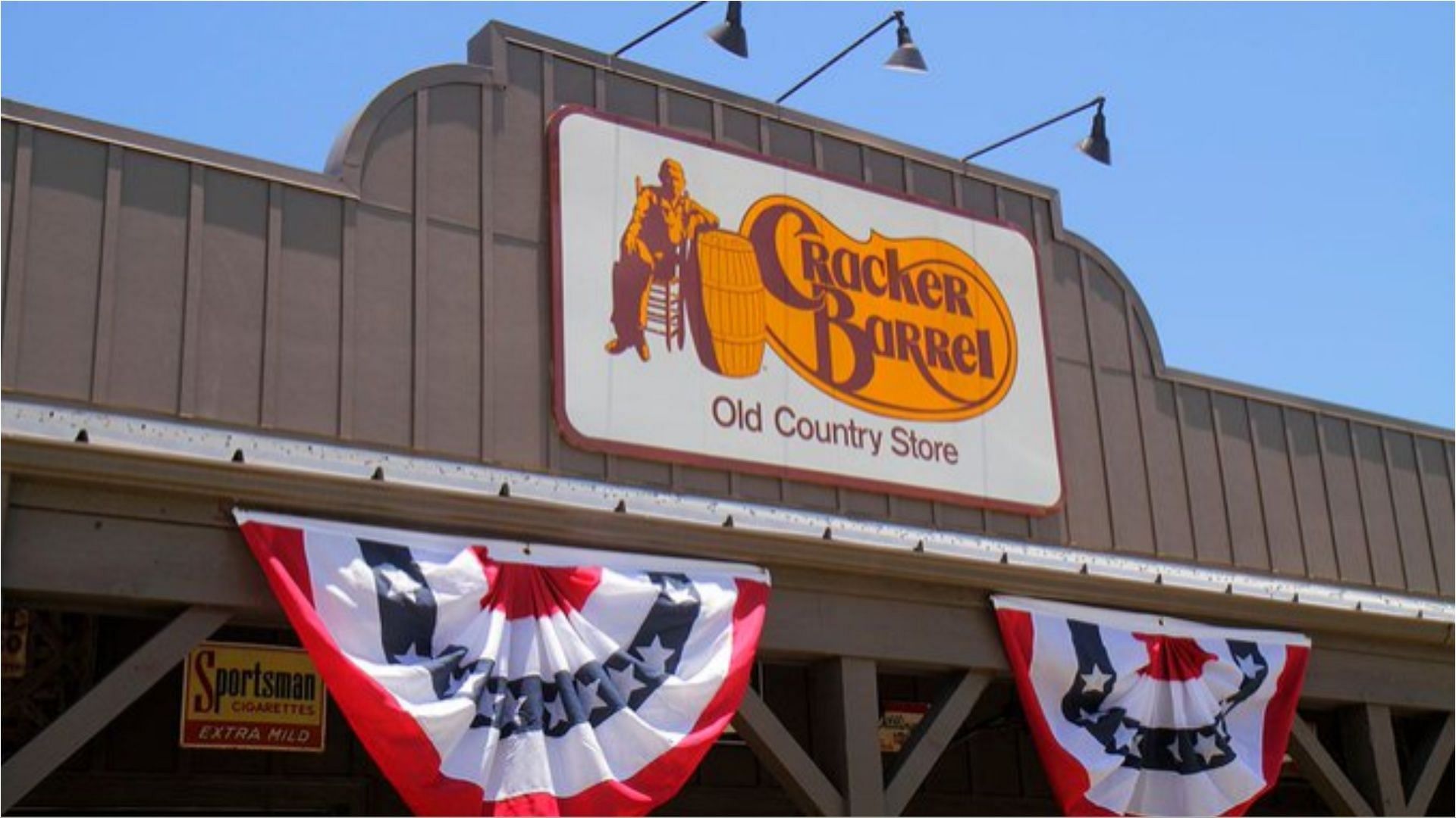 Fact Check Is Cracker Barrel Old Country Store closing down all stores