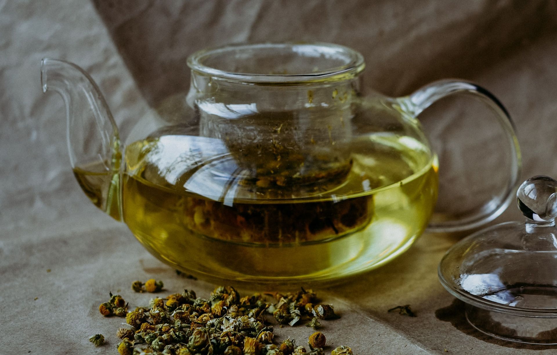 Herbal teas to avoid (Image via Unsplash/Irene)