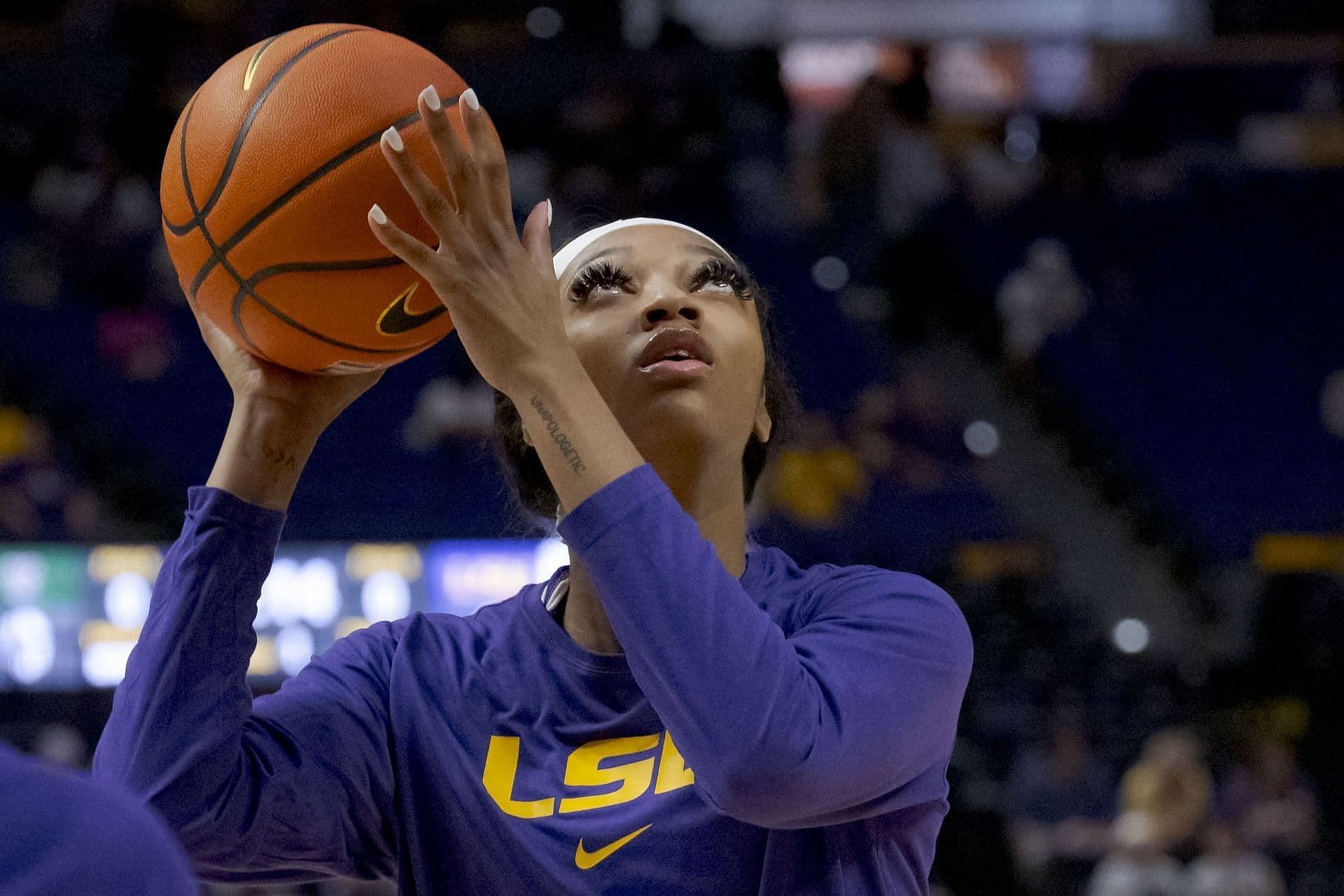 Angel Reese of the LSU Tigers Women