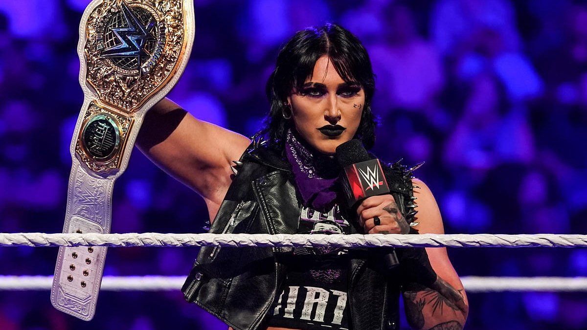 Rhea Ripley will defend her title at Survivor Series against Zoey Stark