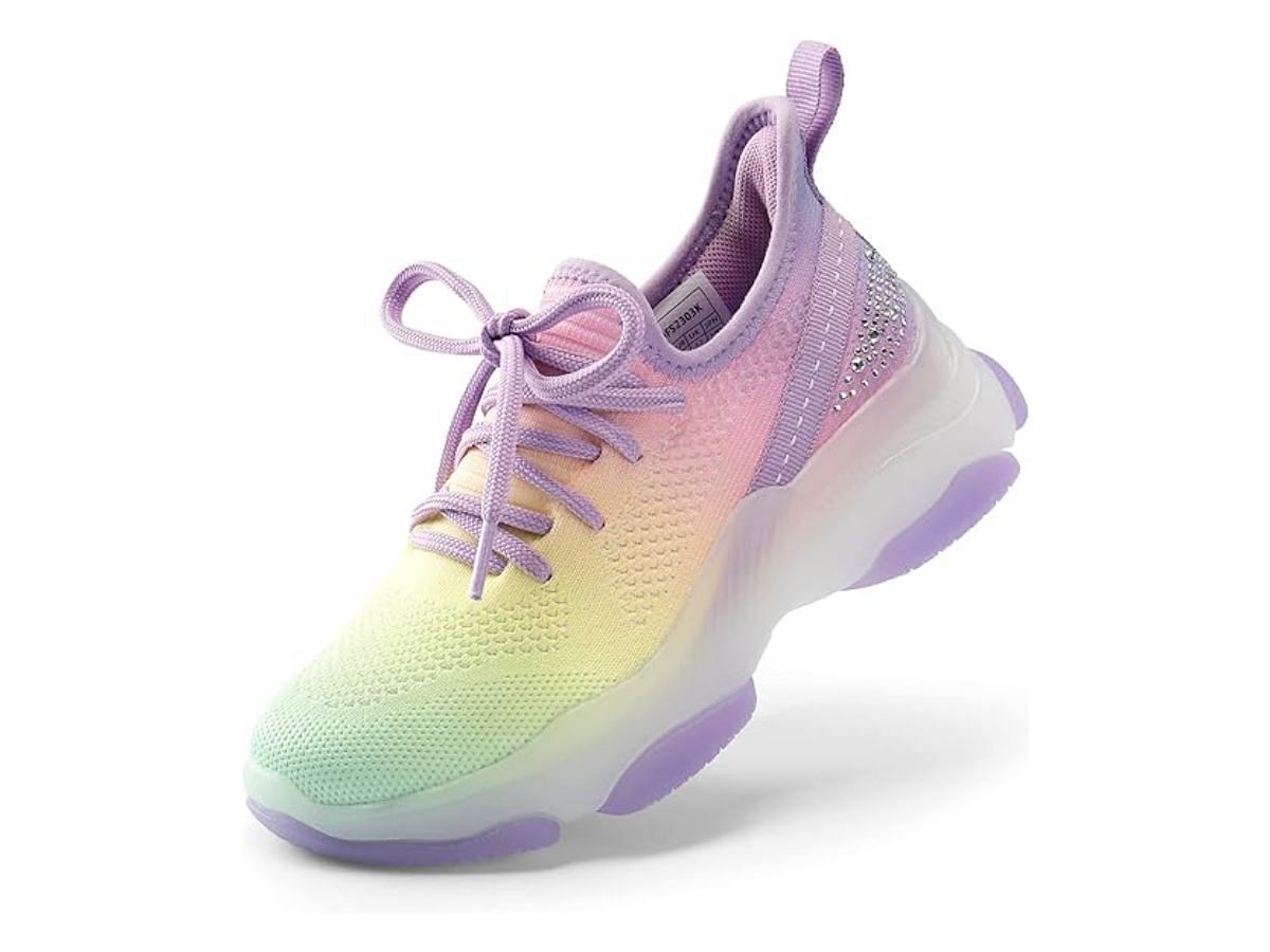 The Dream Pairs Girls sneakers (Image via Amazon)