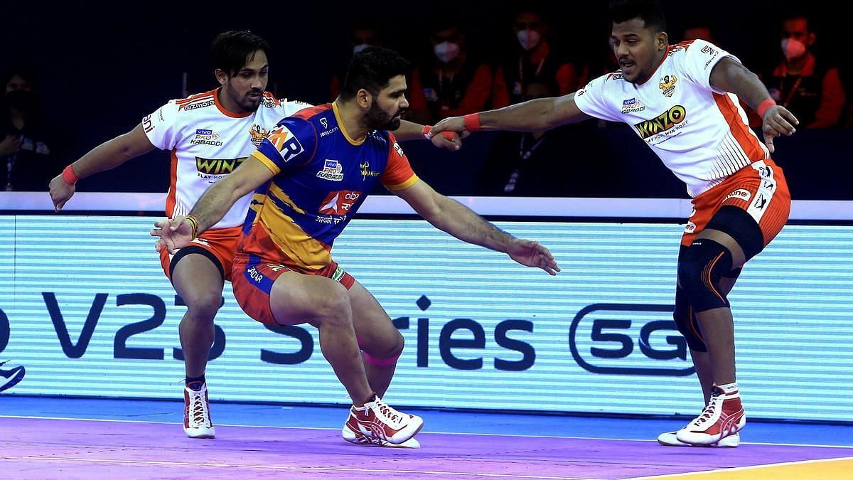 Pardeep Narwal in action. (Image credits: PKL)