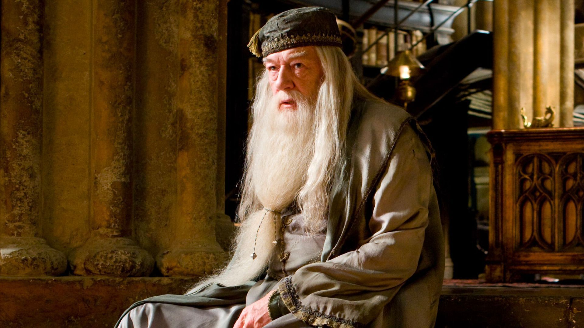 Michael Gambon, Dumbledore in the &#039;Harry Potter&#039; (Image via The New York Times)
