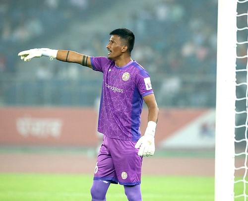 Kiran Limbu didn't have the best of games (Image courtesy: ISL Media)